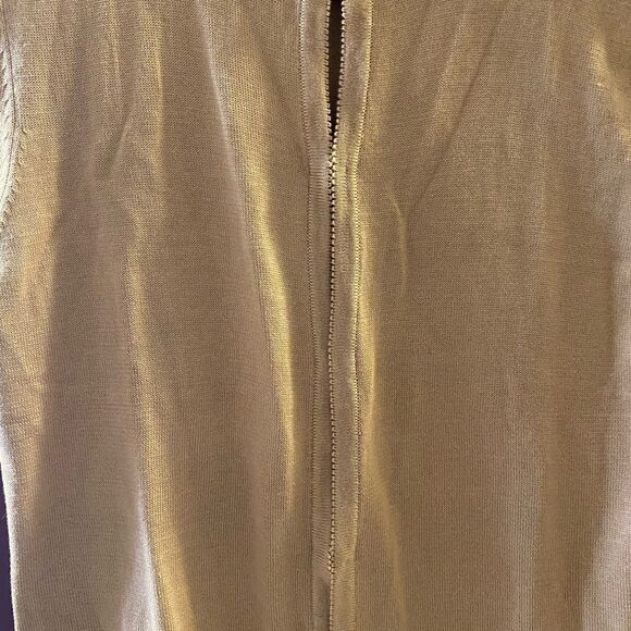 Light Brown Short Sleeve Top - Size 7 Juniors - Picture 2 of 13